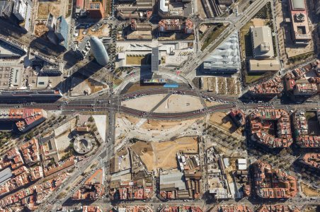 Plaça de les Glòries 2.jpg Plaça de les Glòries 2.jpg